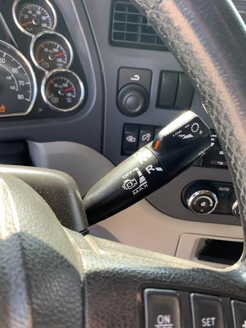 2020 Peterbilt 579-6