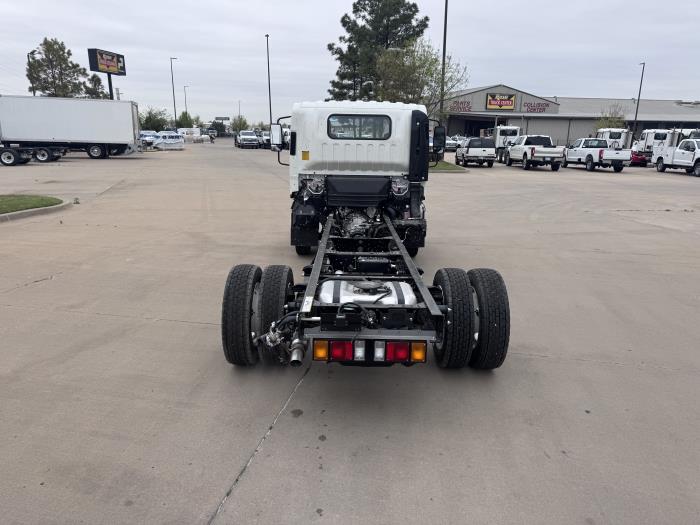 2026 Isuzu NPR - image 8