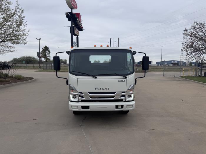 2026 Isuzu NPR-HD-6