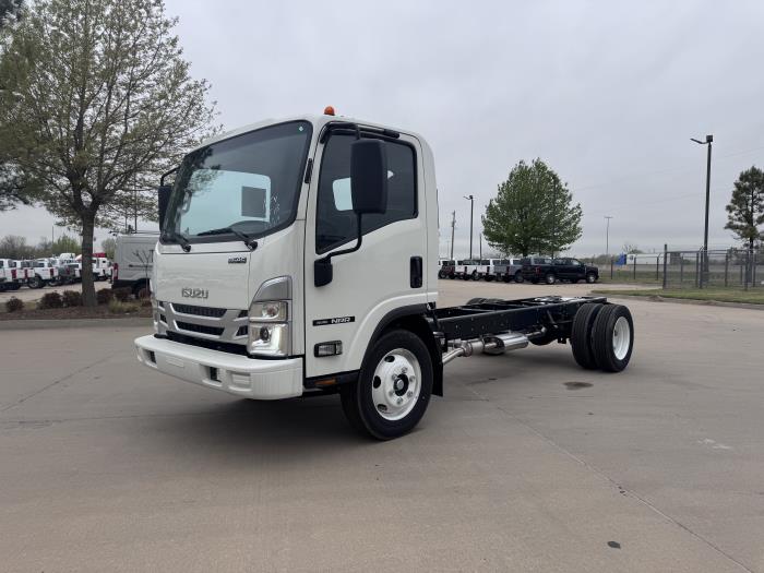 2025 Isuzu NRR - image 1