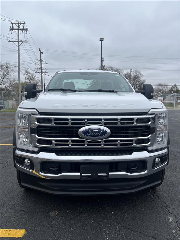 New 2026 Ford F-450 - photo 1