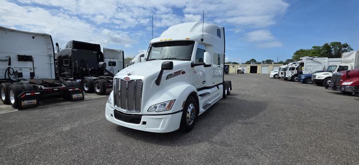 2024 Peterbilt 579-0