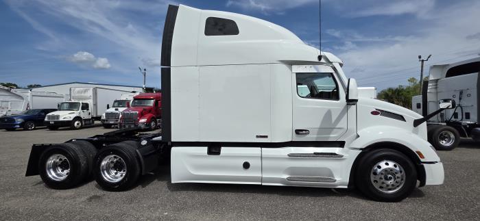 2024 Peterbilt 579-5