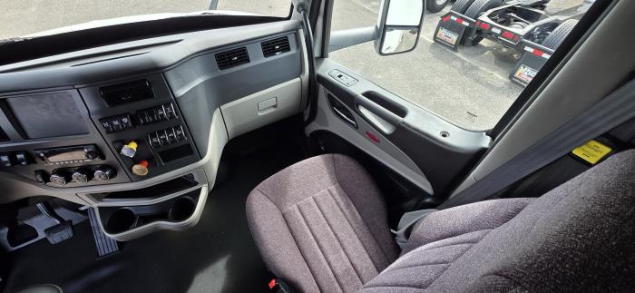 2024 Peterbilt 579-19