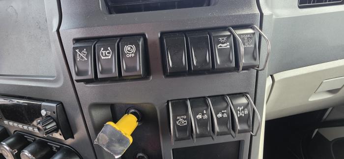 2024 Peterbilt 579-22