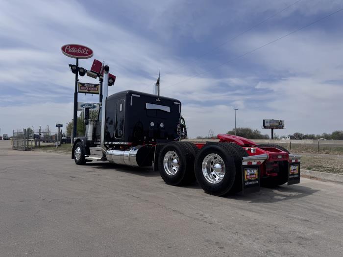 2027 Peterbilt - image 4