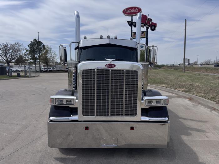 2027 Peterbilt - image 8