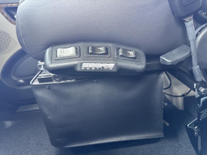 2027 Peterbilt - image 23