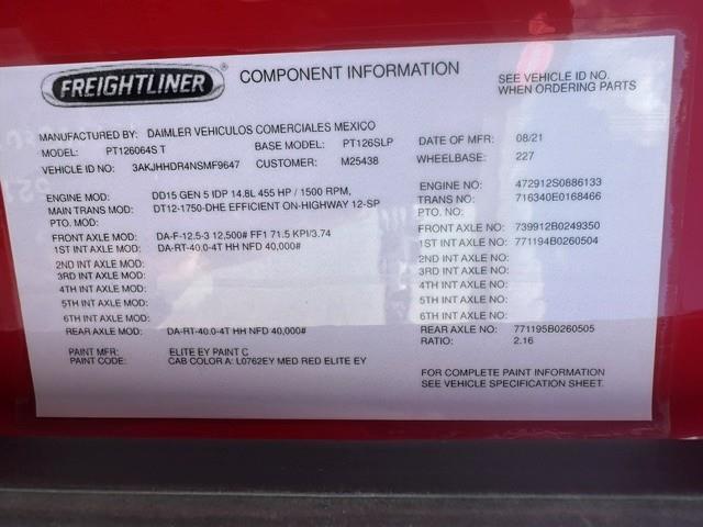 2022 Freightliner Cascadia-8