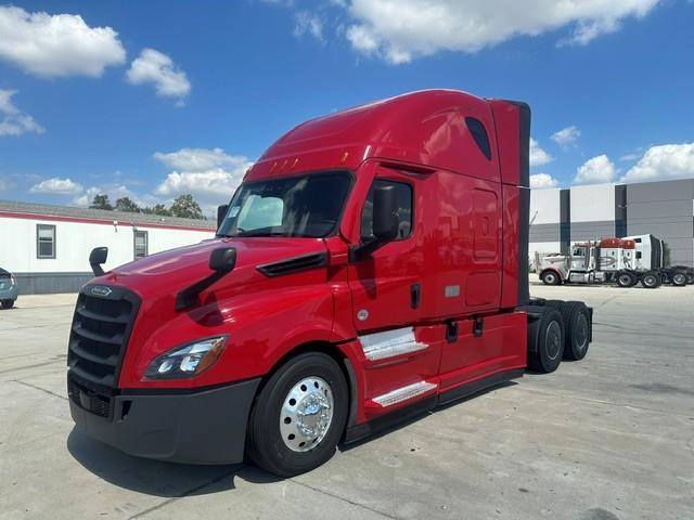 2022 Freightliner Cascadia-0