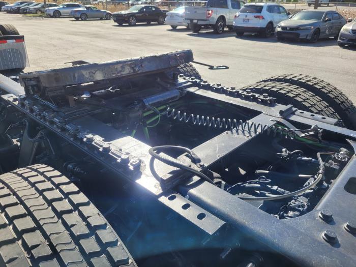 2020 International LT625-4