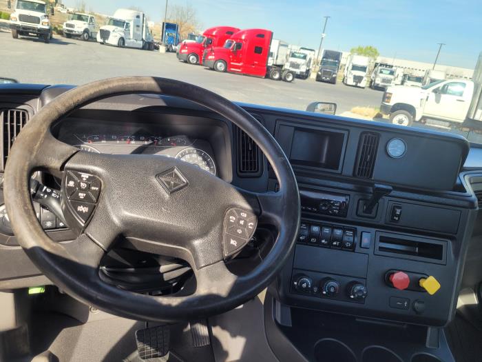 2020 International LT625-11