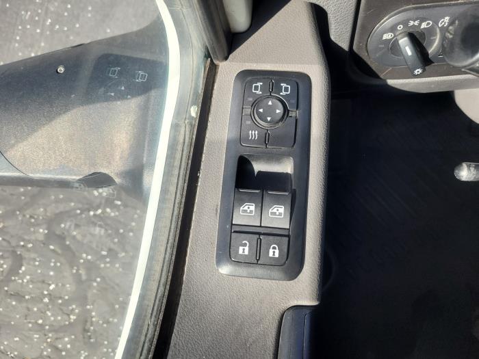 2020 International LT625-20