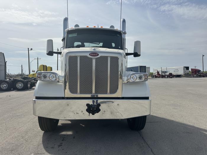2027 Peterbilt 567-2