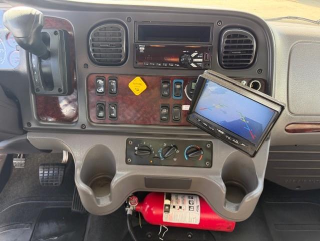 2019 Freightliner Business Class M2 106-8