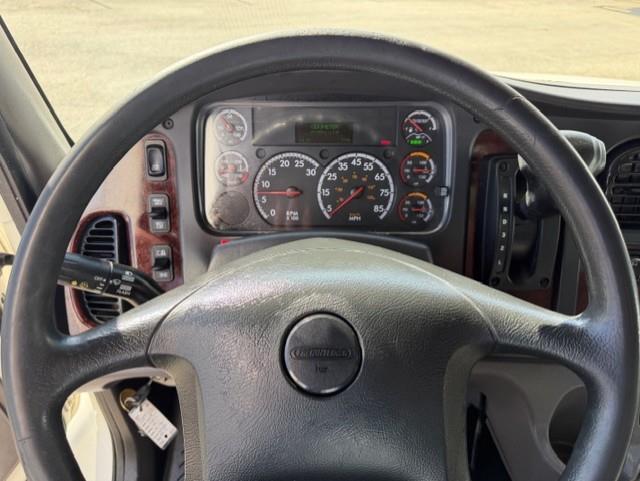 2019 Freightliner Business Class M2 106-10