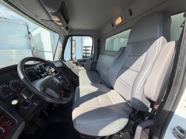 2019 Freightliner Business Class M2 106-7