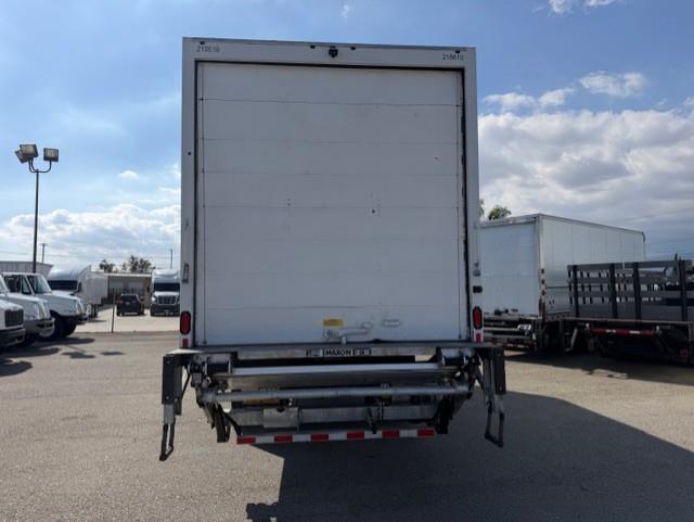 2019 Freightliner Business Class M2 106-4