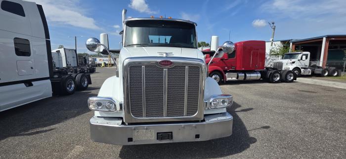 2023 Peterbilt 567-7