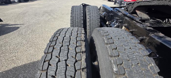 2023 Peterbilt 567-19