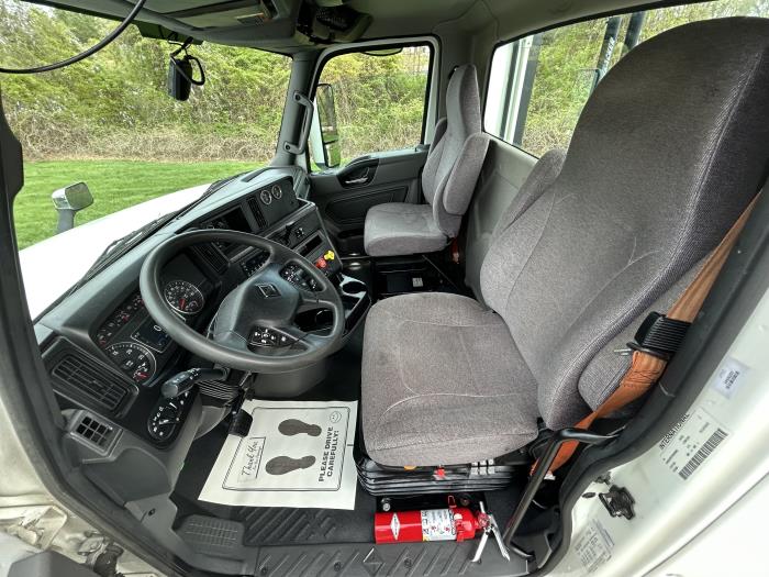 2023 International LT625-9