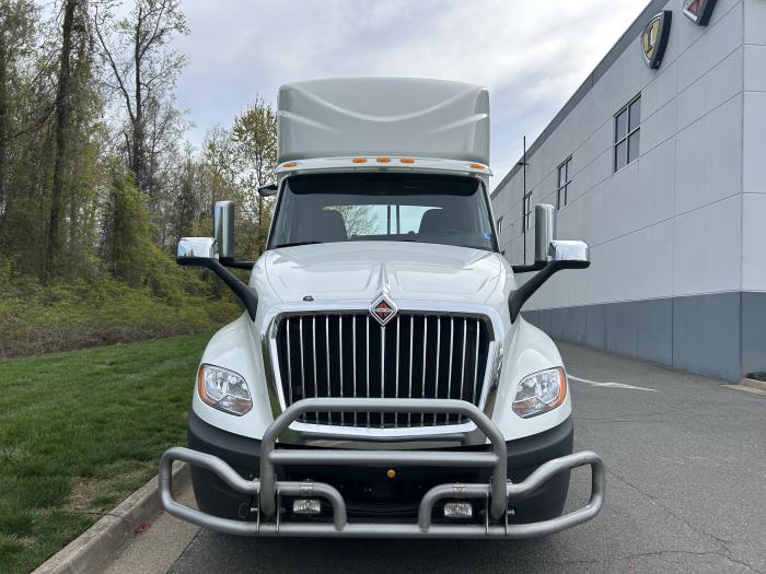 2023 International LT625-1