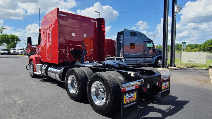2022 Peterbilt 579-3