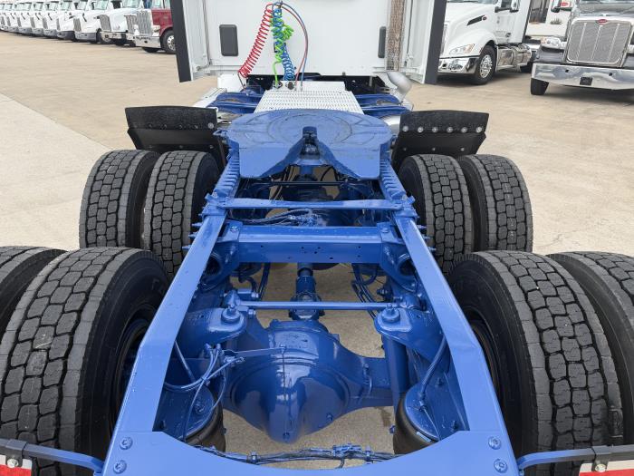2019 Peterbilt 567-12