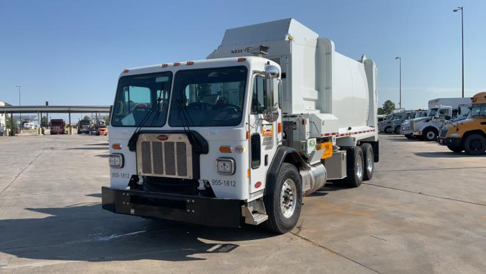 2025 Peterbilt 520-2