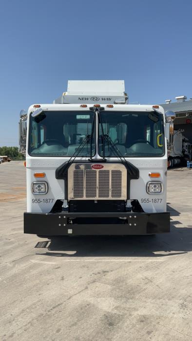 2025 Peterbilt 520-1