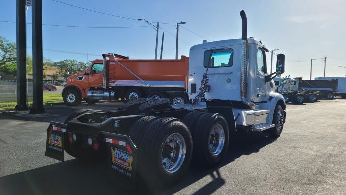 2020 Peterbilt 579-7