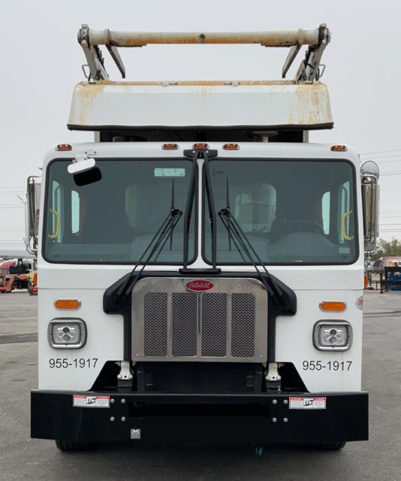 2025 Peterbilt 520-1