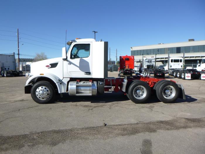 2023 Peterbilt 567-3