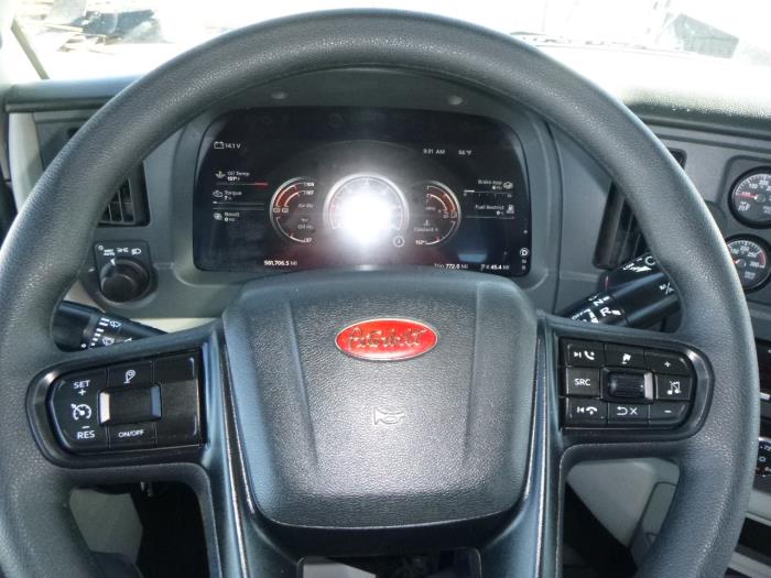 2023 Peterbilt 567-19