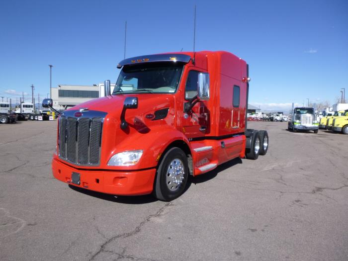 2021 Peterbilt 579-0