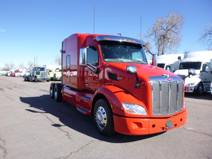 2021 Peterbilt 579-1