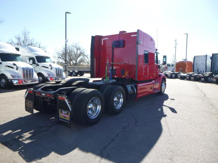 2021 Peterbilt 579-6