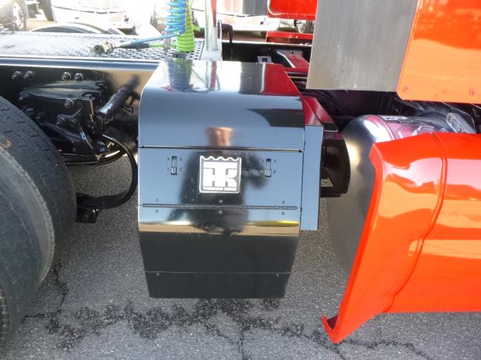 2021 Peterbilt 579-8