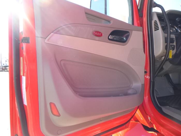 2021 Peterbilt 579-13