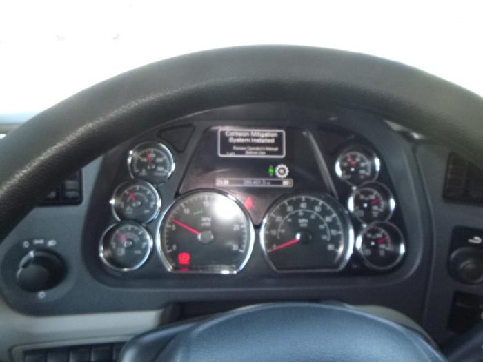 2021 Peterbilt 579-17
