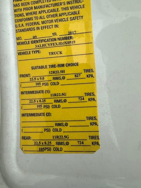 2018 Freightliner Business Class M2 106-8