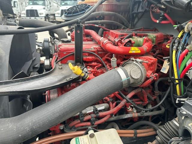 2018 Freightliner Business Class M2 106-17