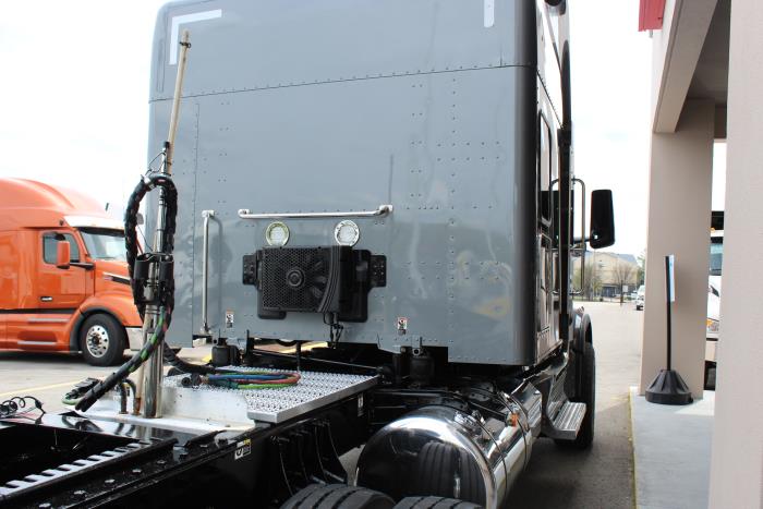 2025 Peterbilt 567-6