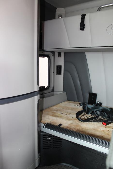 2025 Peterbilt 567-13