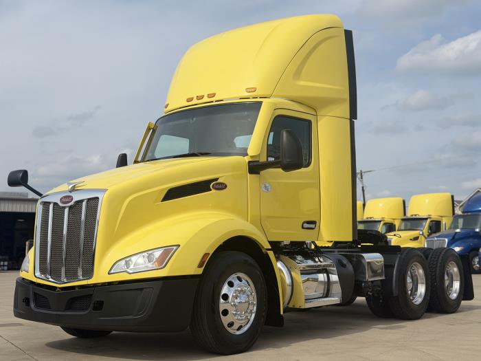 2022 Peterbilt 579-2