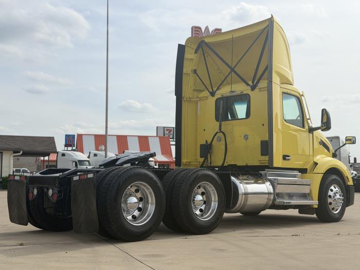 2022 Peterbilt 579-6