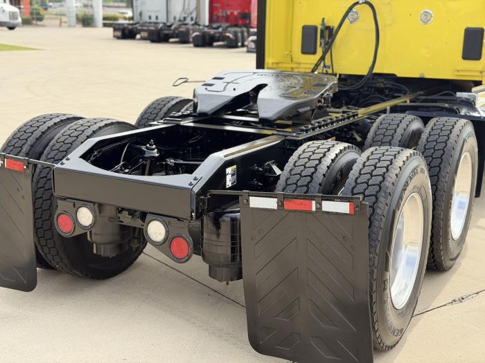 2022 Peterbilt 579-14