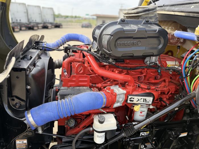 2022 Peterbilt 579-19