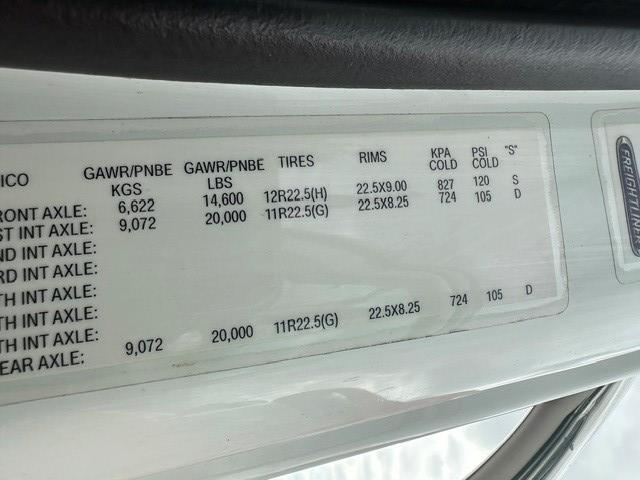 2018 Freightliner Business Class M2 106-5