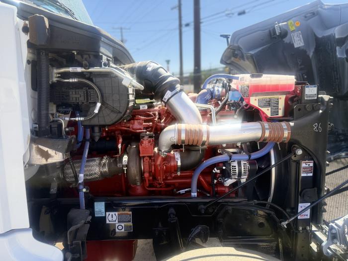 2027 Peterbilt 567 - image 20